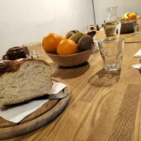 Alojamento de Acomodação e Pequeno-almoço La Charmette